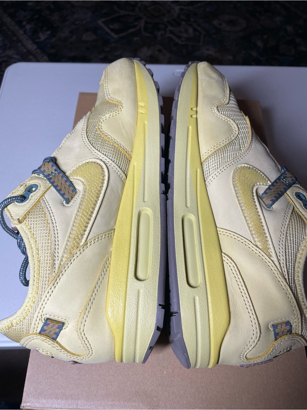 Nike Air Max 1
Travis Scott 🌵Cactus Jack 🌵Saturn Gold
8M - Picture 8 of 11